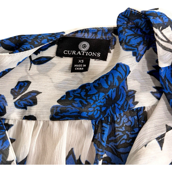 Curations Blue Floral Blouse Sz XS Bell Sleeve V-Neck Top Lined Layered Tank - Picture 3 of 8
